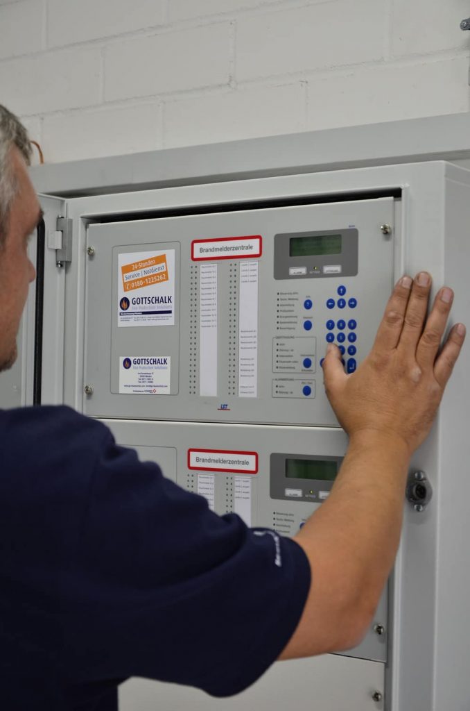 BMA Gasloeschanlage Störmeldezentrale 678x1024